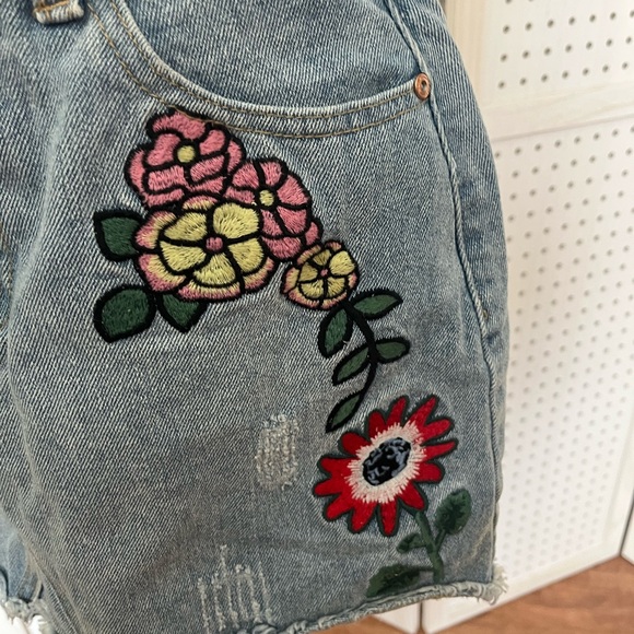 Dance&Marvel Mini Floral Embroidery Denim Skirt. Size small. - Picture 4 of 8